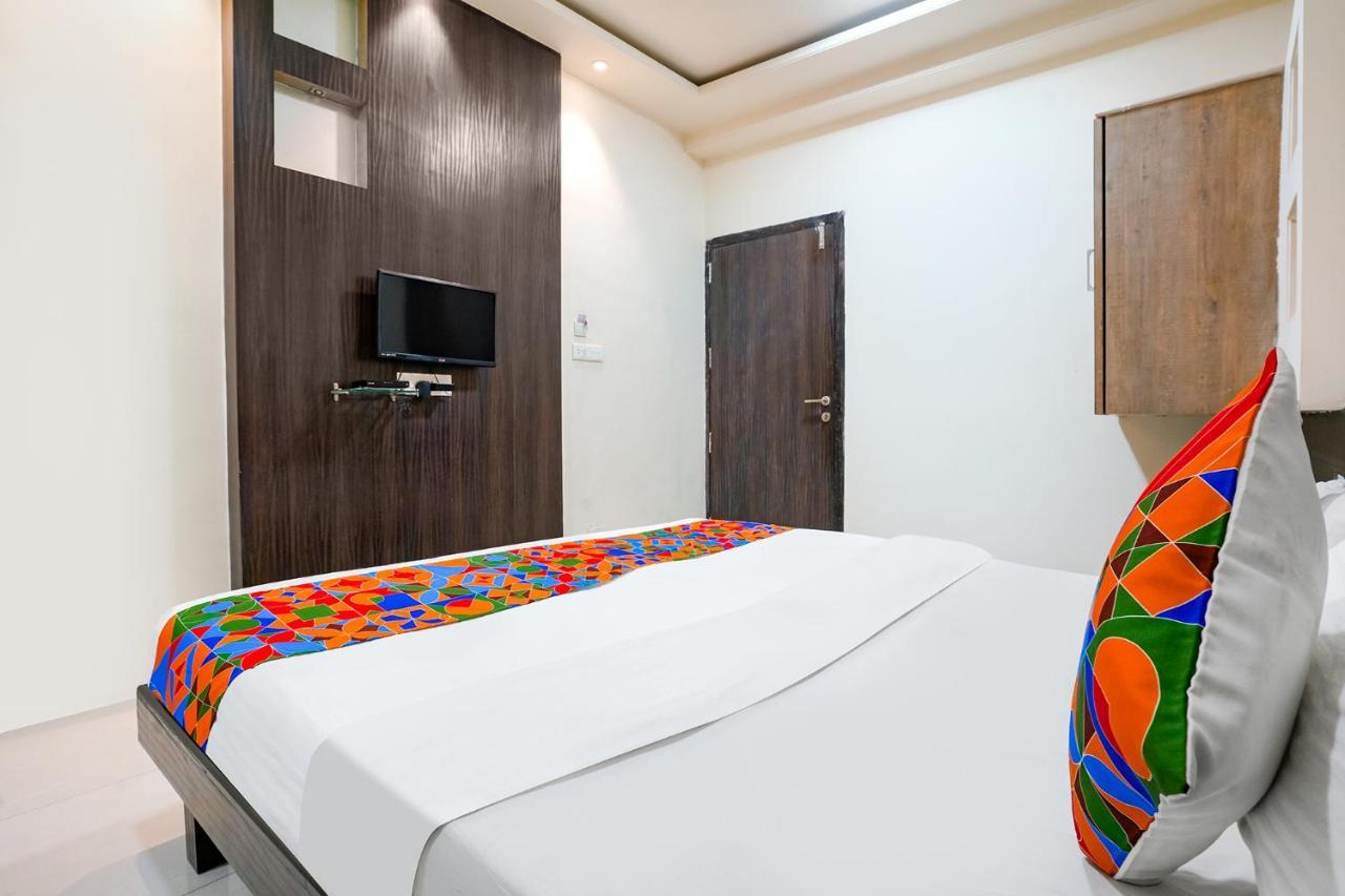 Fabhotel Regent Inn - Nr Skywalk Bridge Pimpri-Chinchwad Екстер'єр фото